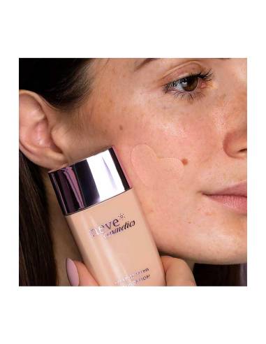 Neve Cosmetics Fondotinta Cream-To-Serum Light Rose Applicazione
