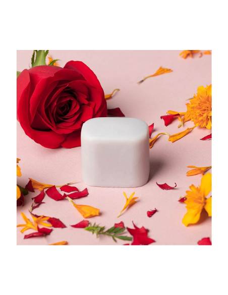 La Saponaria Sweet Hug BioDeo Solido per Pelli Sensibili con Murumuru e Rosa Artistico