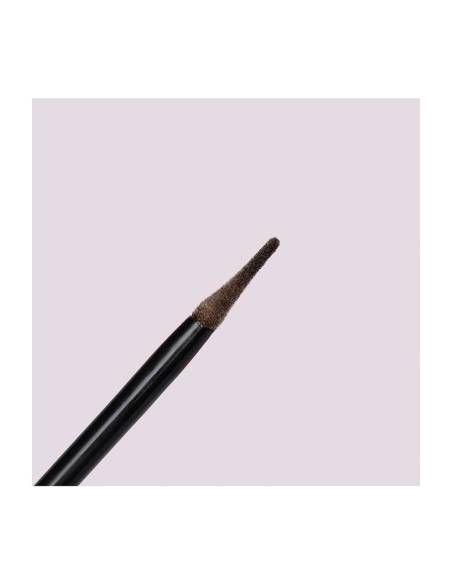 Neve Cosmetics Sopraccigliatore Castano Applicazione